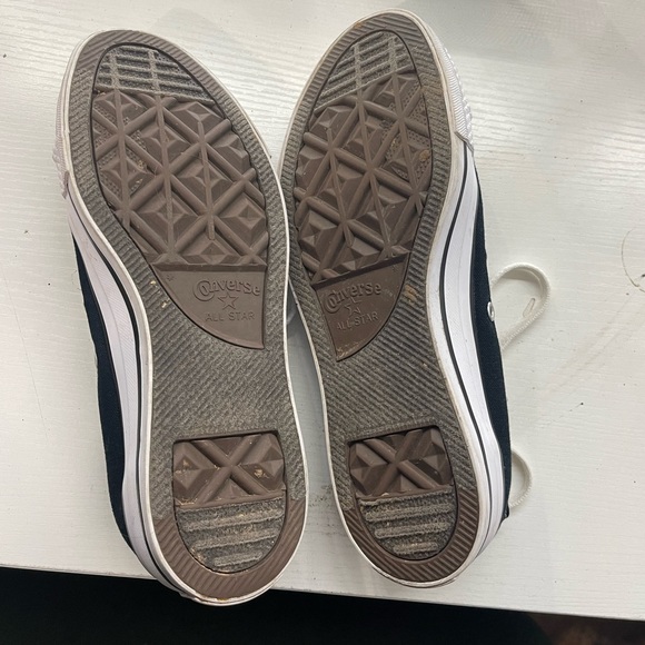 converse - Picture 2 of 3